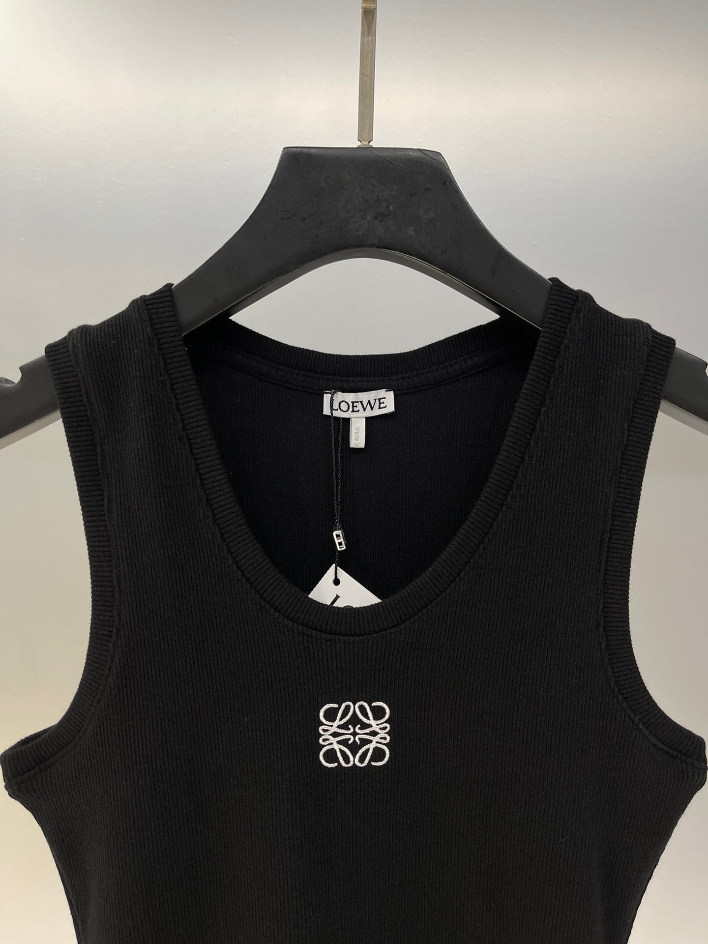 LOEWE SLEEVELESS TOP 274435