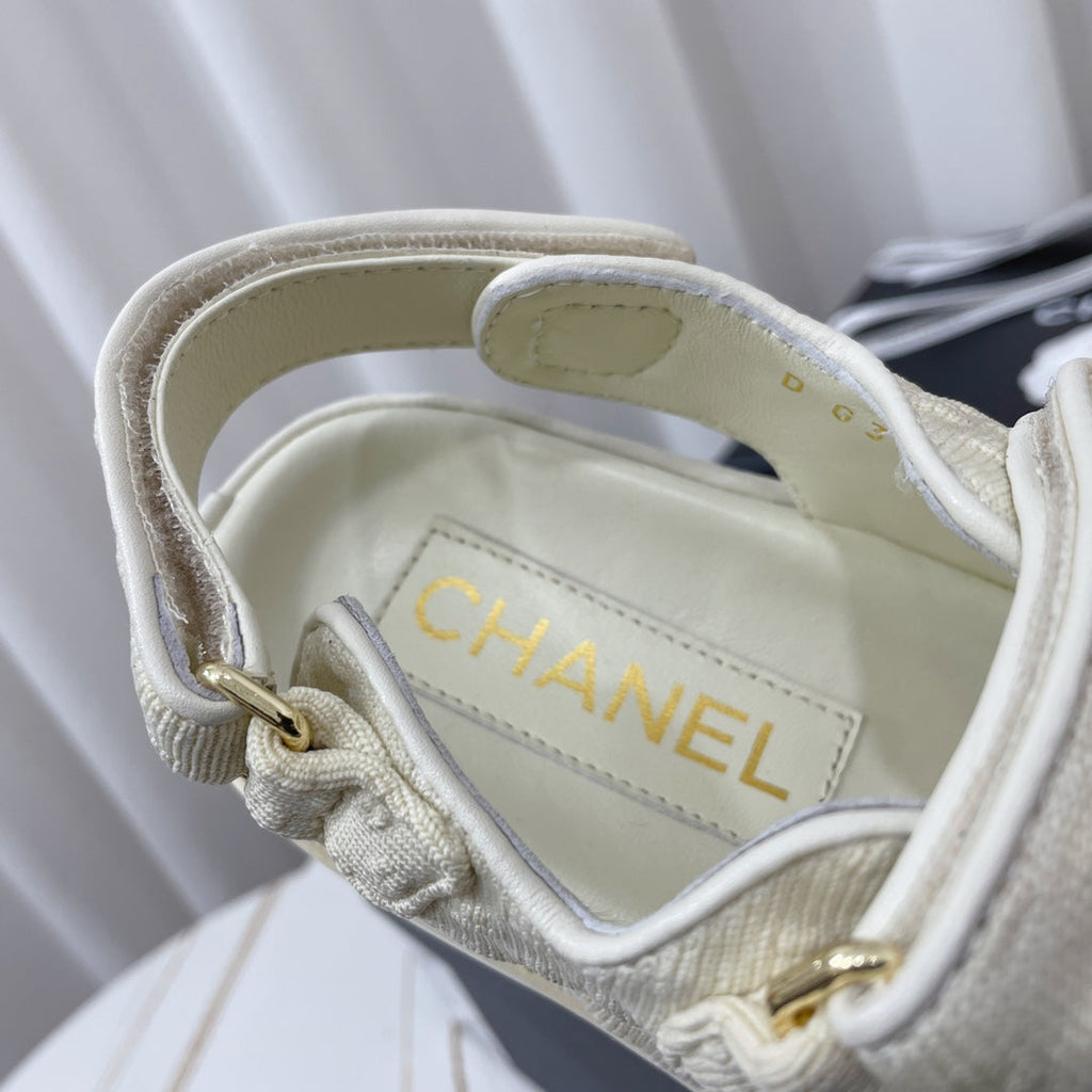 CHANEL 26S SANDALS IN CREAM WHITE TEXTURED FABRIC