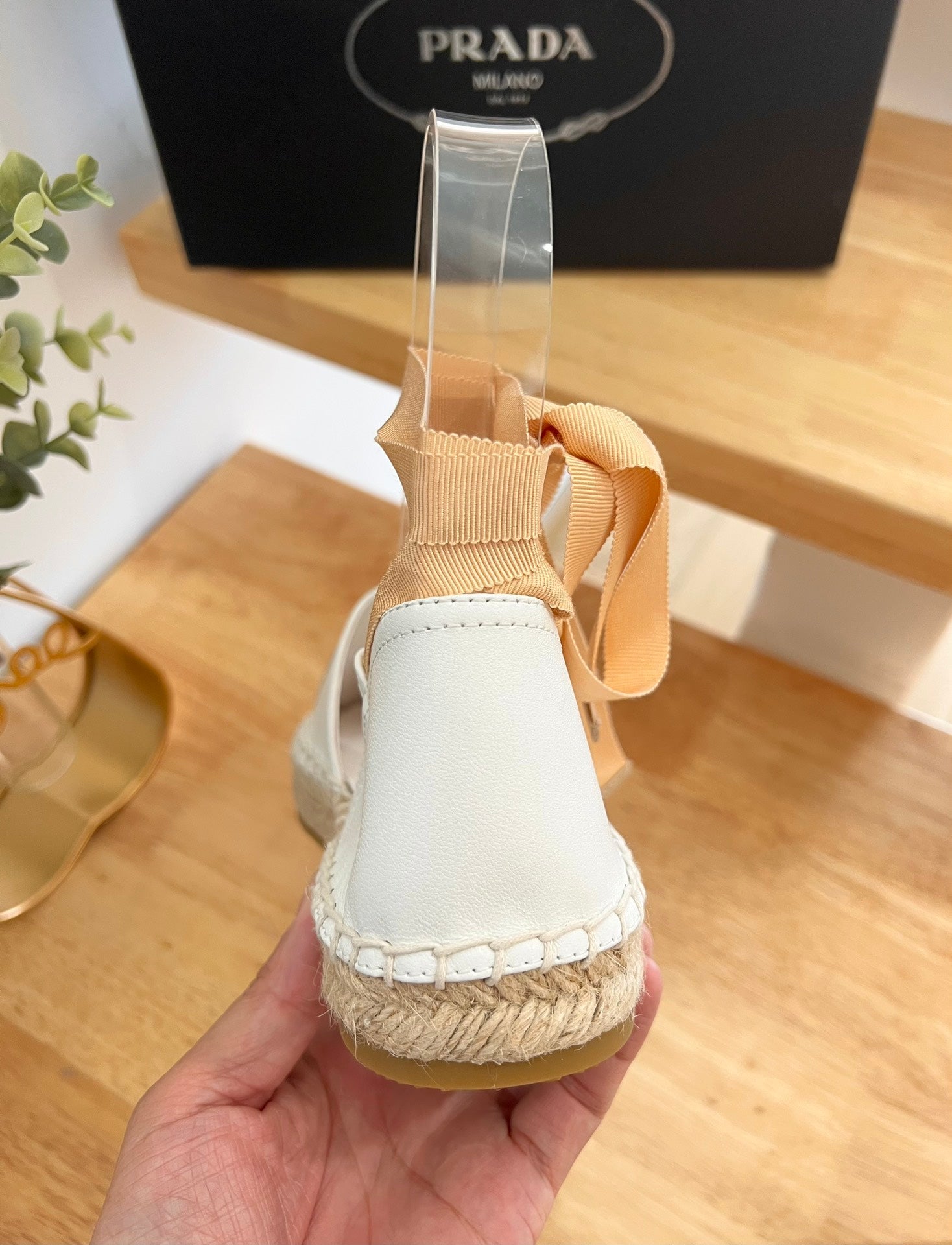 PRADA 26S LACE UP ESPADRILLE FLATS IN CREAM WHITE CALFSKIN