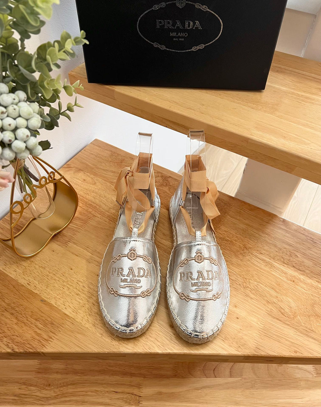 PRADA 26S LACE UP ESPADRILLE FLATS IN SILVER CALFSKIN