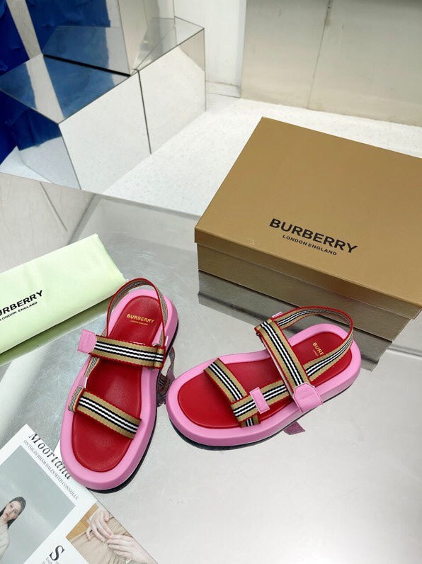 BURBERRY 26S STRAP FLAT SANDALS IN PINK AND RED CALFSKIN AND FABRIC