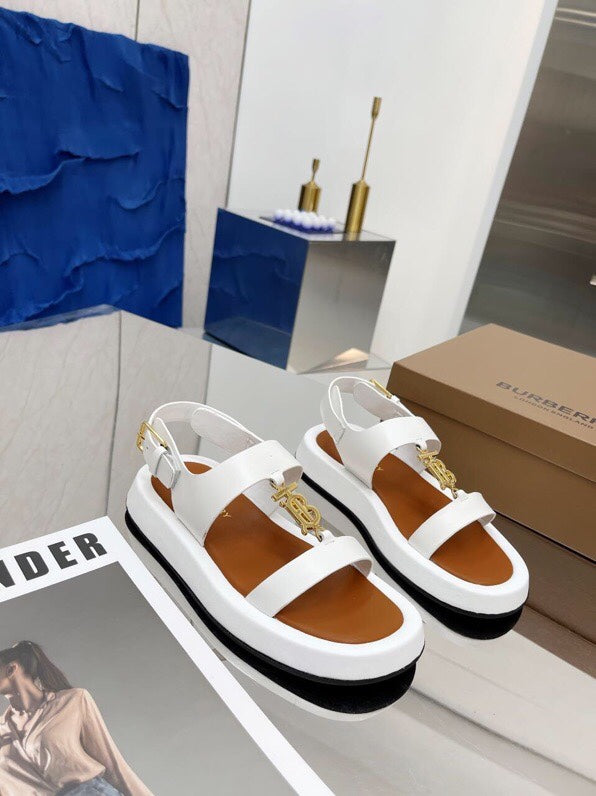 BURBERRY 26S STRAP SANDALS IN WHITE AND CARAMEL BROWN CALFSKIN