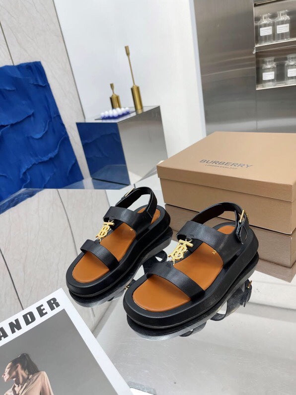 BURBERRY 26S STRAP SANDALS IN BLACK AND CARAMEL BROWN CALFSKIN