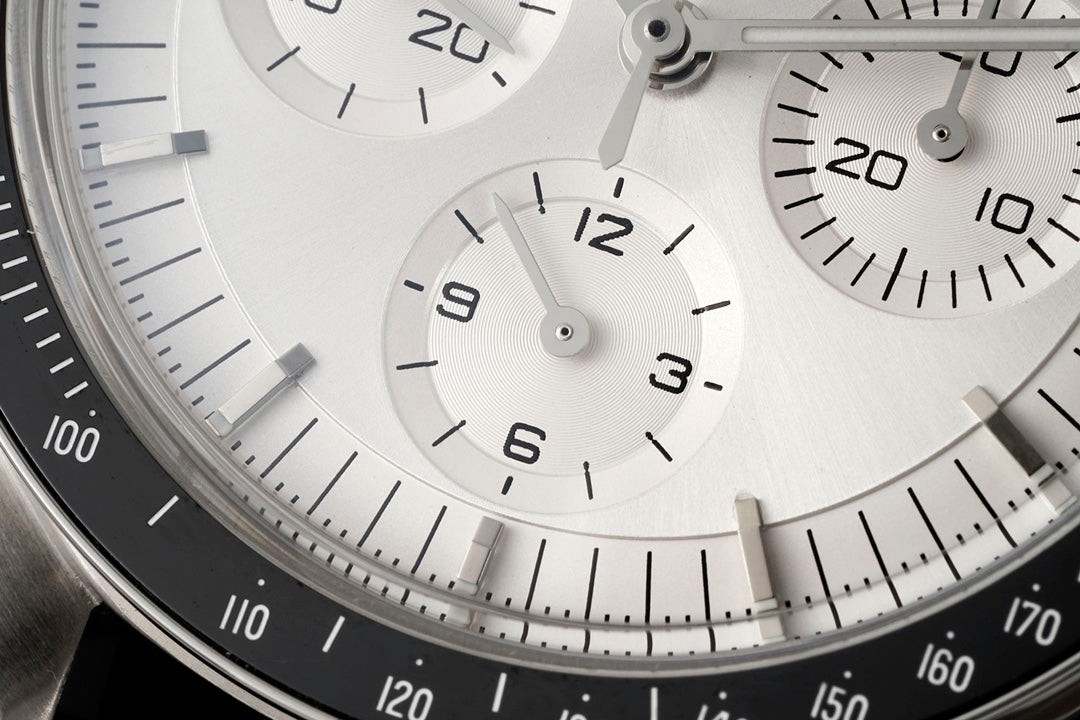 SPEEDMASTER MOONWATCH PROFESSIONAL 42 MM SILVER CASE ON BLACK LEATHER STRAP