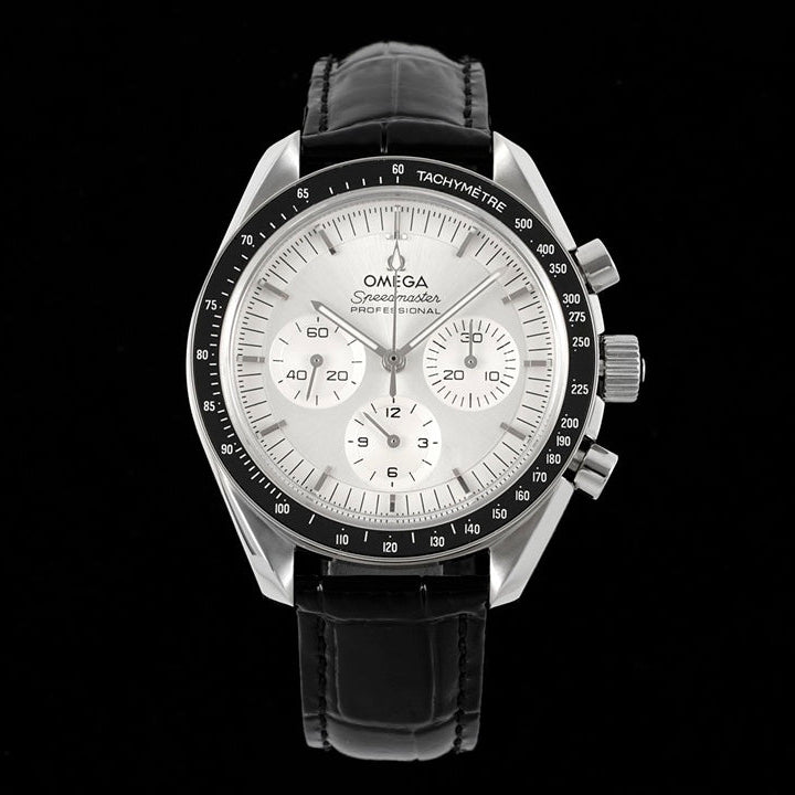 SPEEDMASTER MOONWATCH PROFESSIONAL 42 MM SILVER CASE ON BLACK LEATHER STRAP