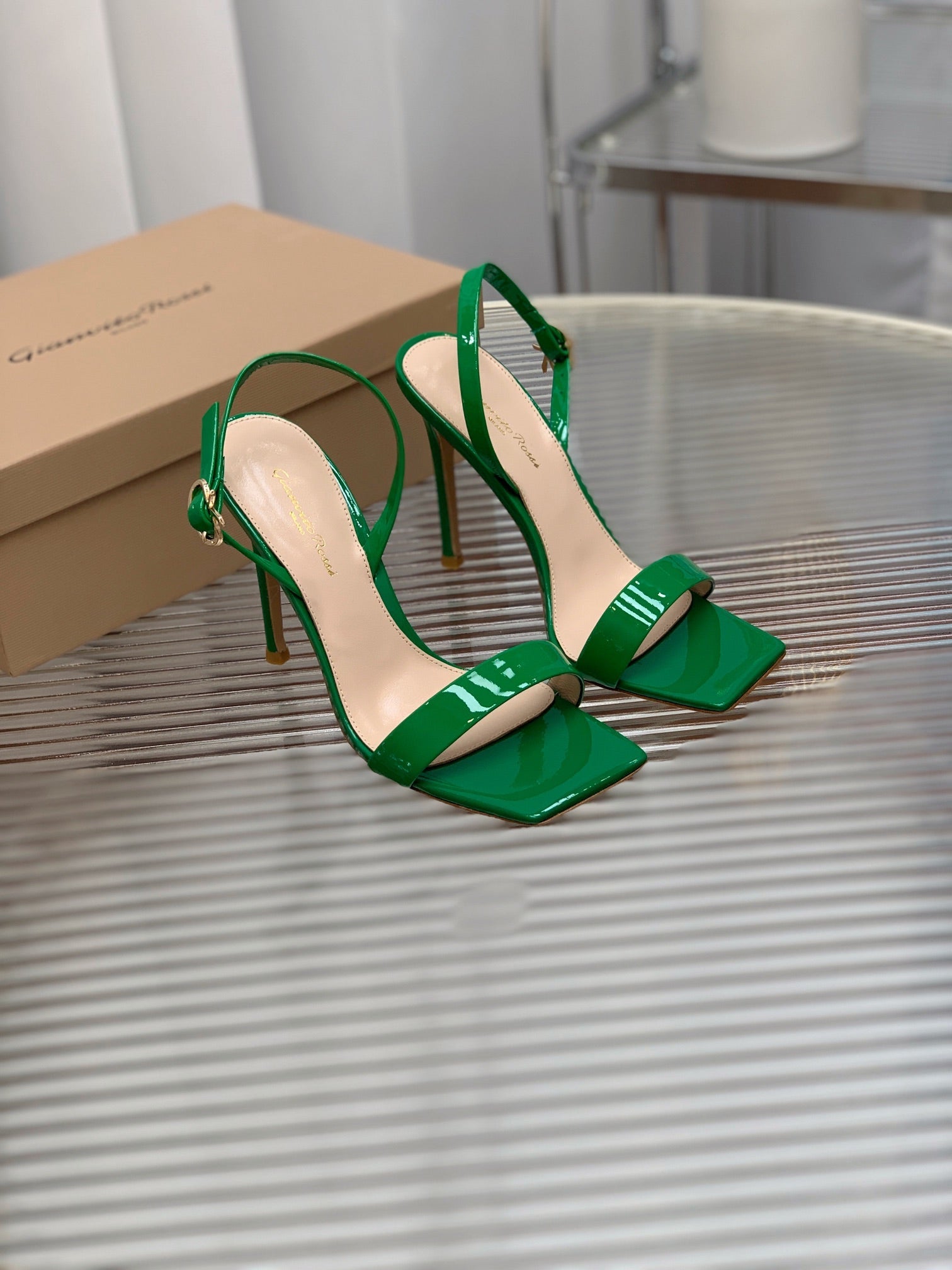 GIANVITO ROSSI 26S RIBBON HEELS 105 MM IN GREEN PATENT LAMBSKIN