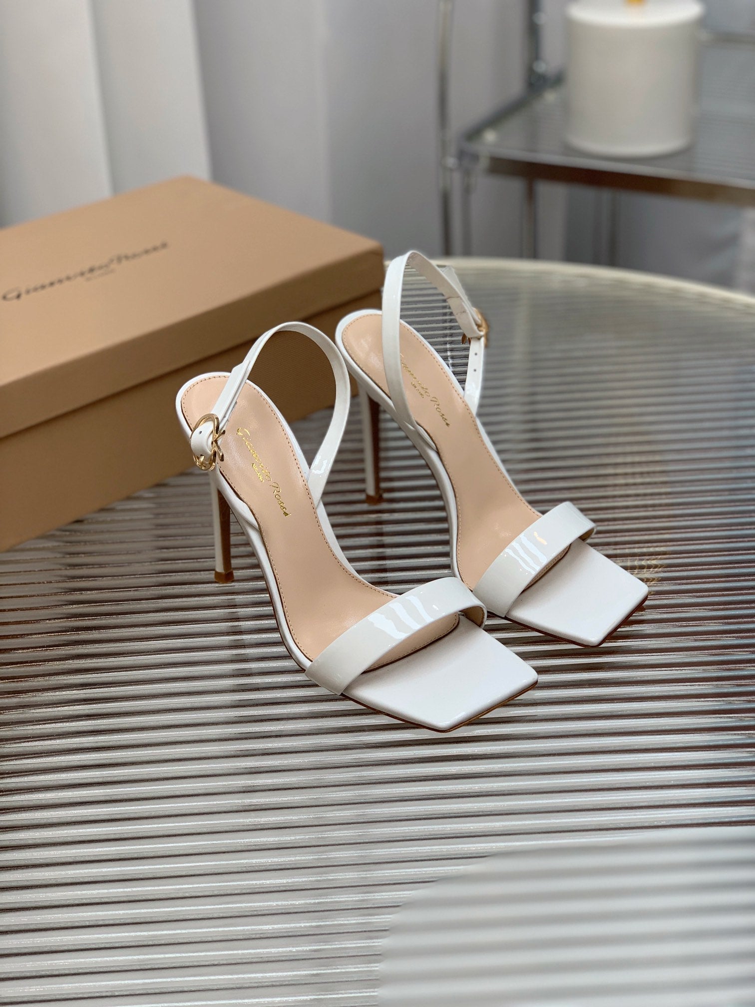 GIANVITO ROSSI 26S RIBBON HEELS 105 MM IN WHITE PATENT LAMBSKIN