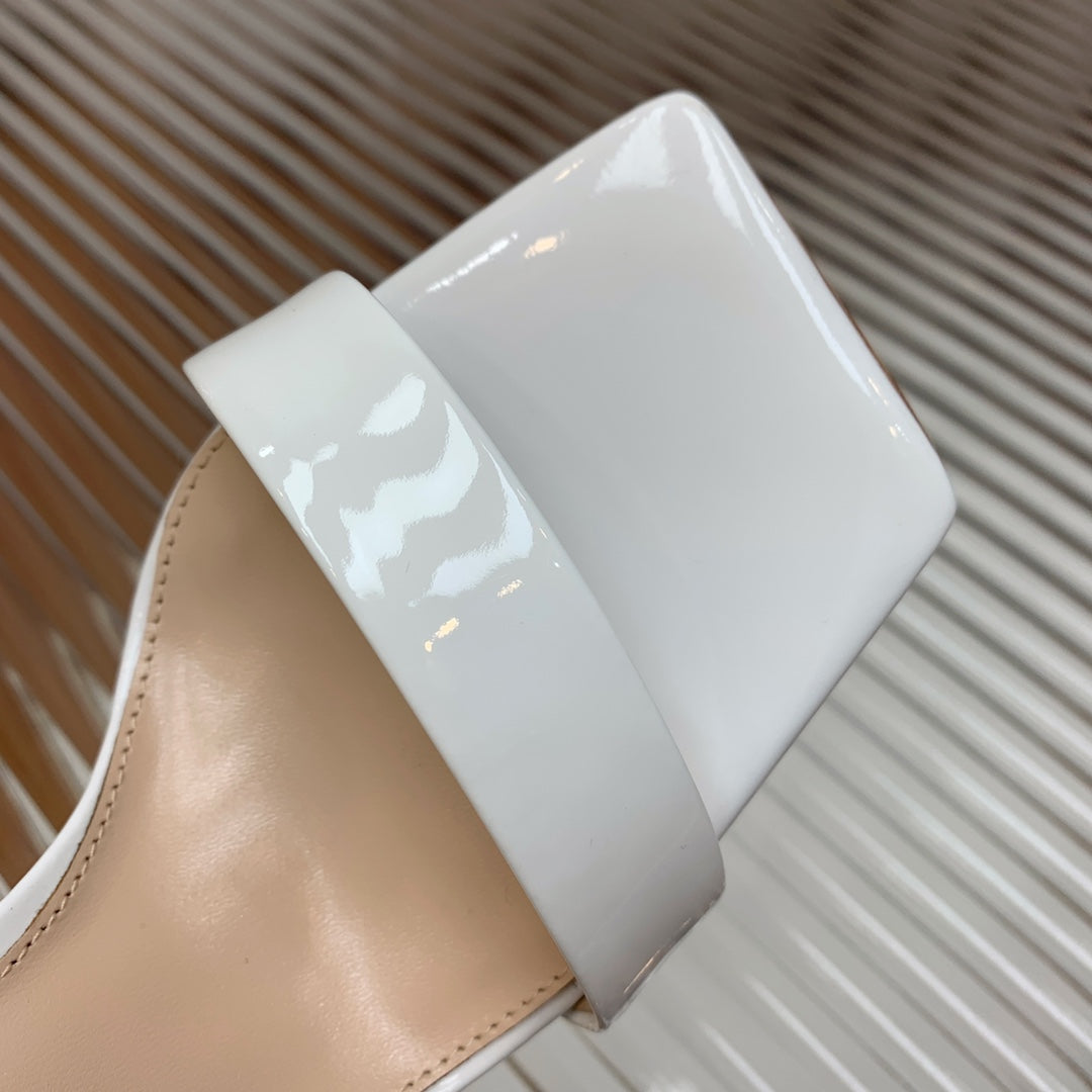 GIANVITO ROSSI 26S RIBBON HEELS 105 MM IN WHITE PATENT LAMBSKIN