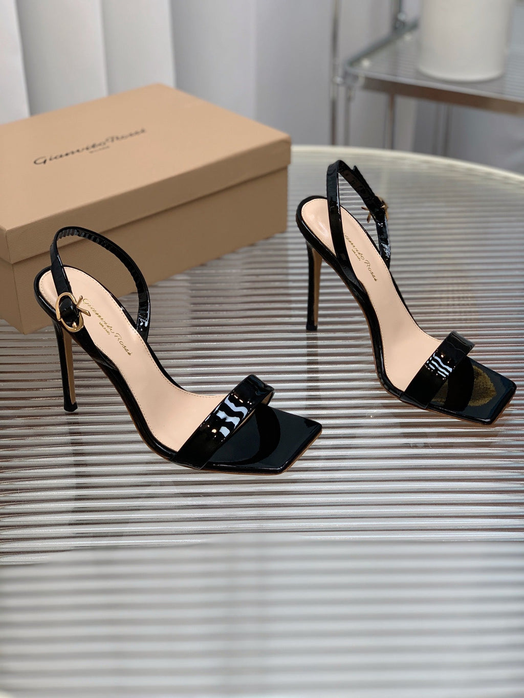 GIANVITO ROSSI 26S RIBBON HEELS 105 MM IN BLACK PATENT LAMBSKIN