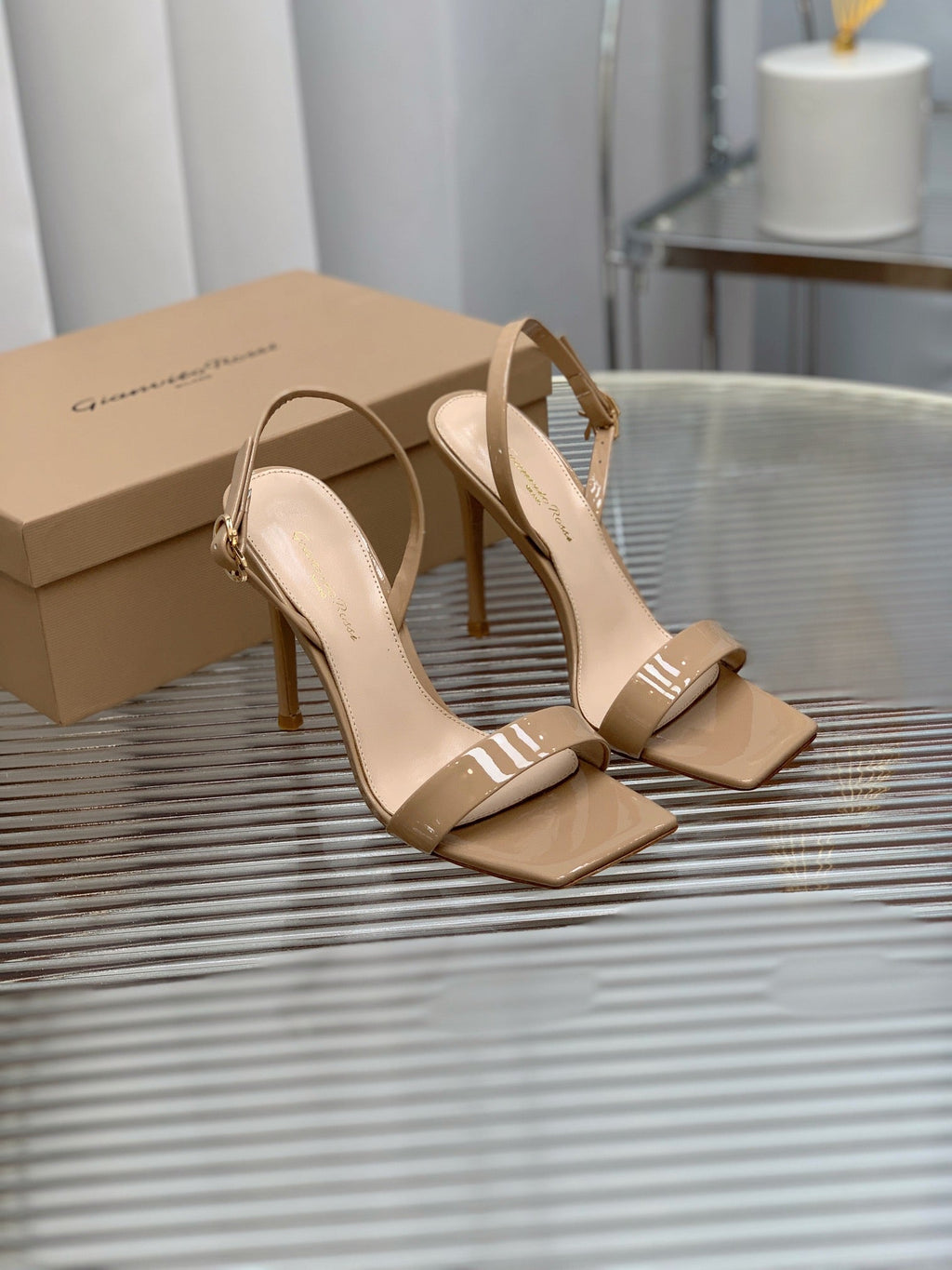 GIANVITO ROSSI 26S RIBBON HEELS 105 MM IN NUDE BEIGE PATENT LAMBSKIN