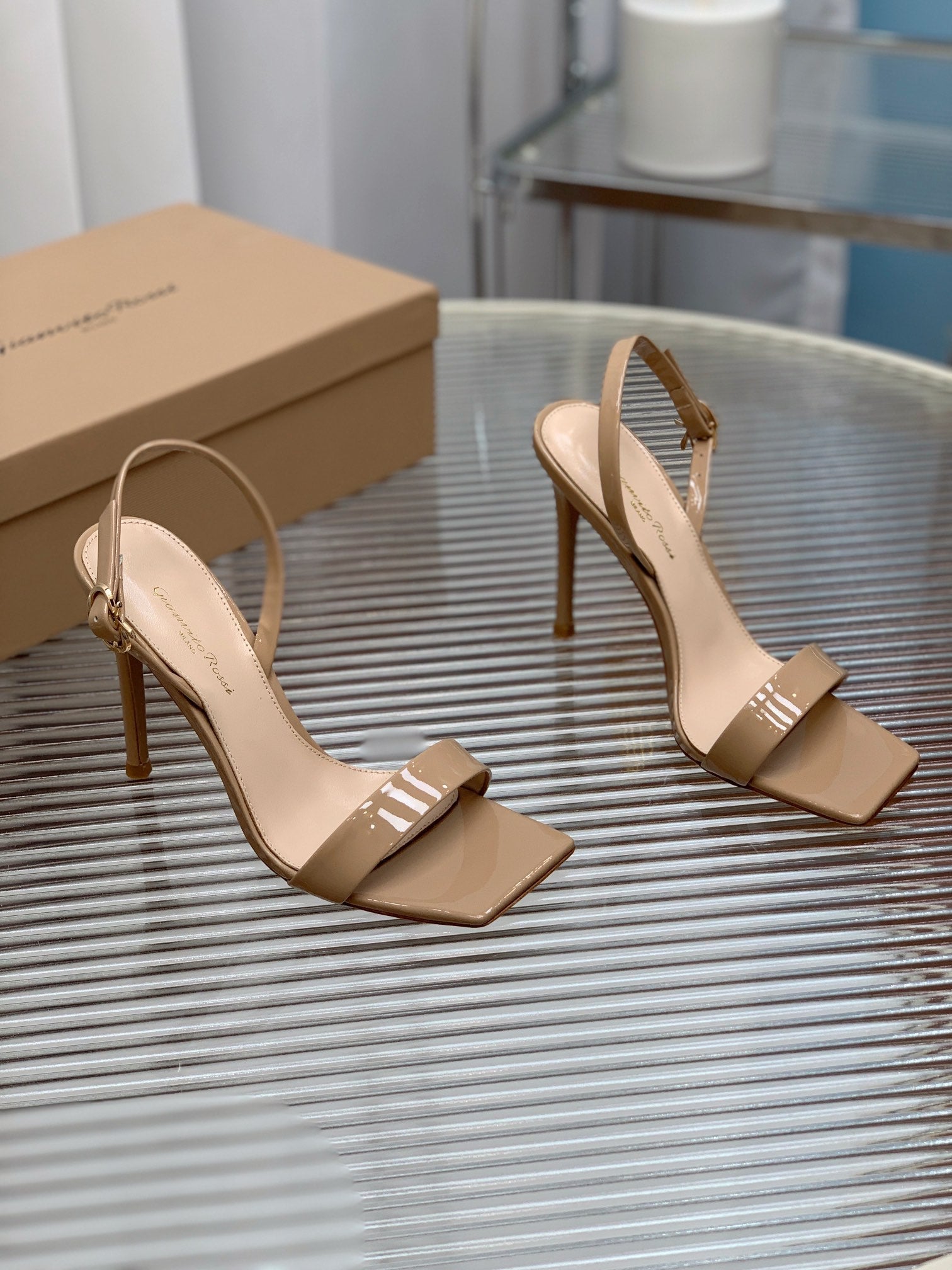 GIANVITO ROSSI 26S RIBBON HEELS 105 MM IN NUDE BEIGE PATENT LAMBSKIN