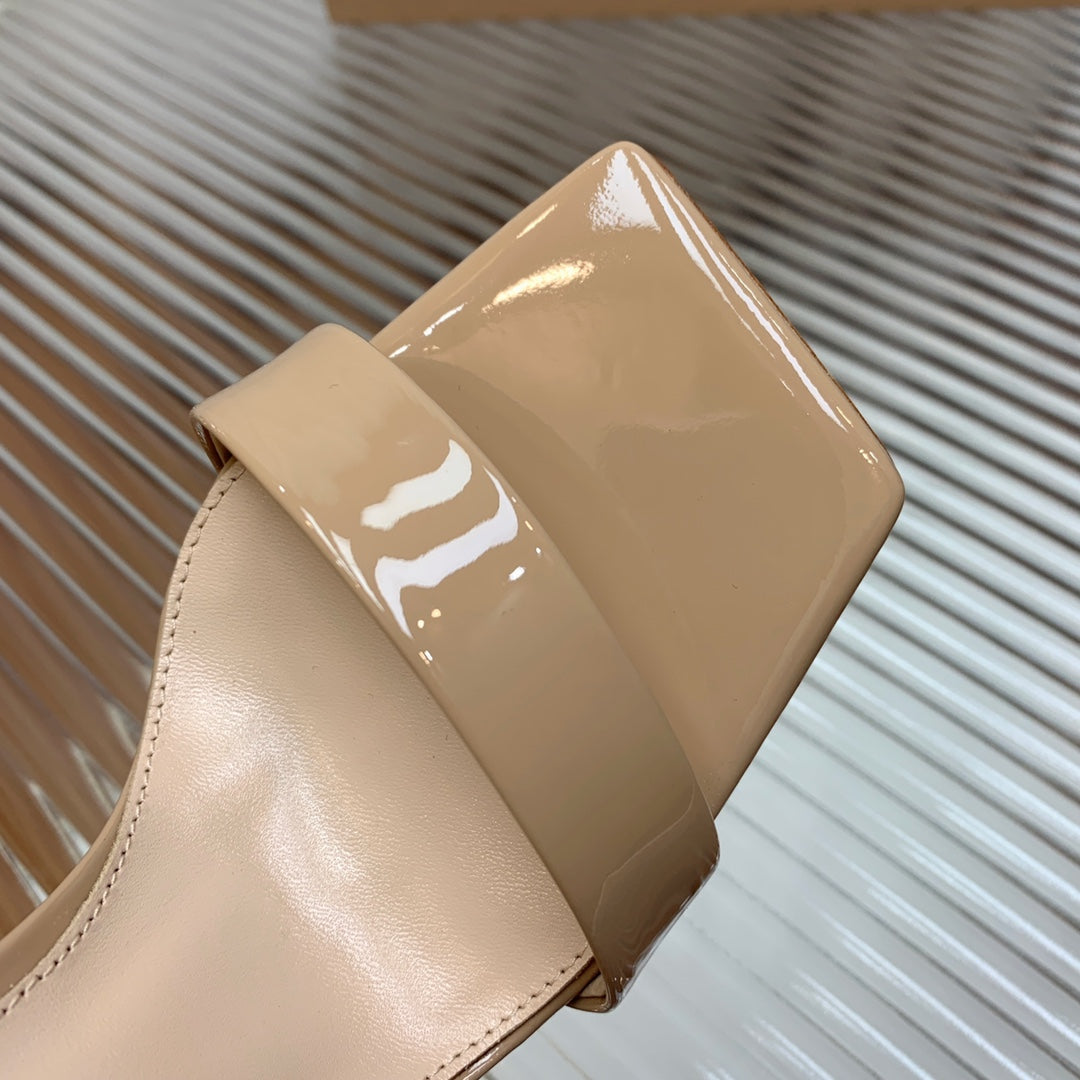 GIANVITO ROSSI 26S RIBBON HEELS 105 MM IN NUDE BEIGE PATENT LAMBSKIN