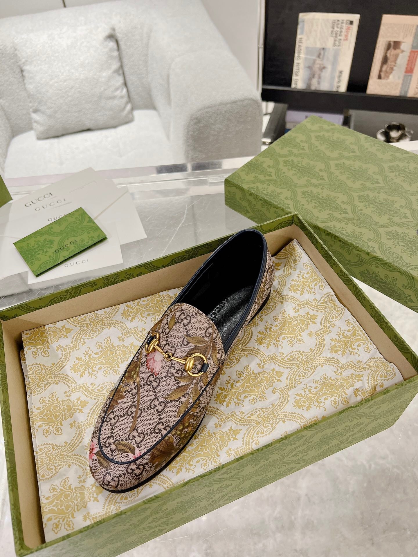 HORSEBIT LOAFER WITH FLOWER PRINT IN DARK BEIGE MONOGRAM JACQUARD FABRIC