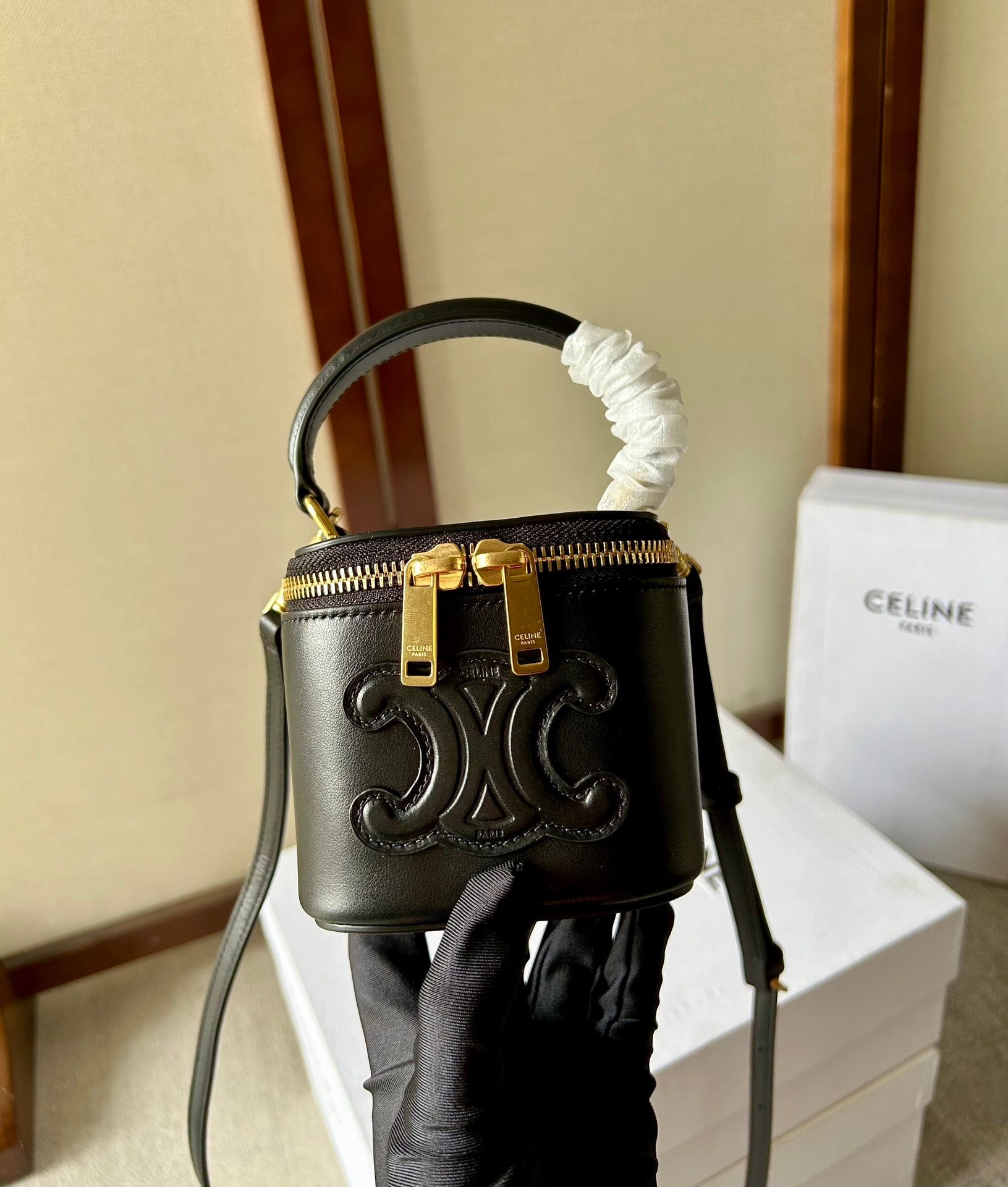 CELINE 26S MINI VANITY CASE 9 IN BLACK CALFSKIN