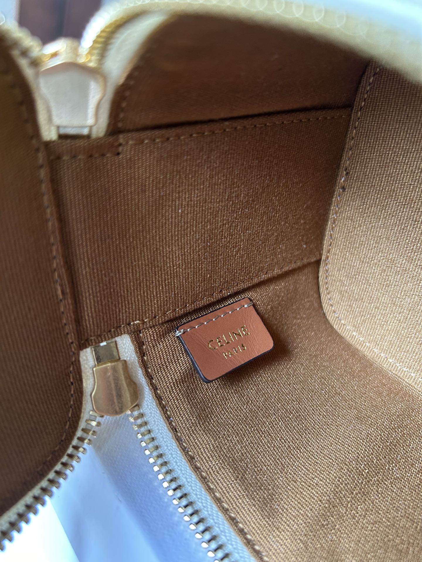 CELINE 26S MINI VANITY CASE 9 IN CREAM WHITE CALFSKIN