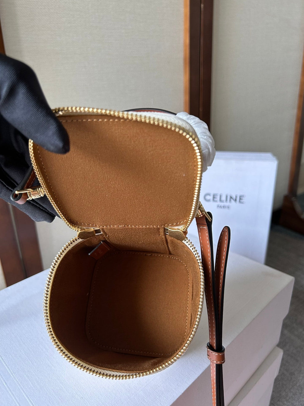 CELINE 26S MINI VANITY CASE 9 IN CREAM WHITE CALFSKIN