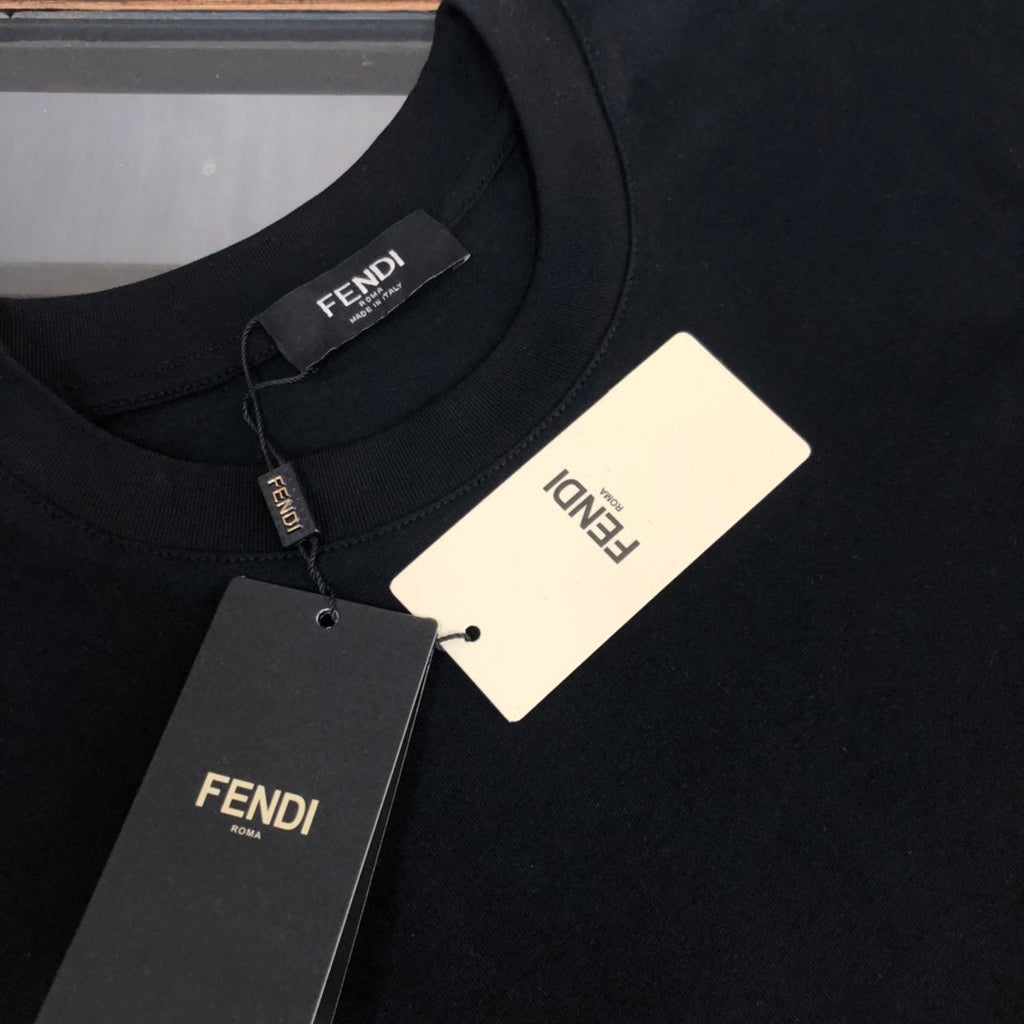 FENDI 26S SHORT SLEEVE T-SHIRT 114
