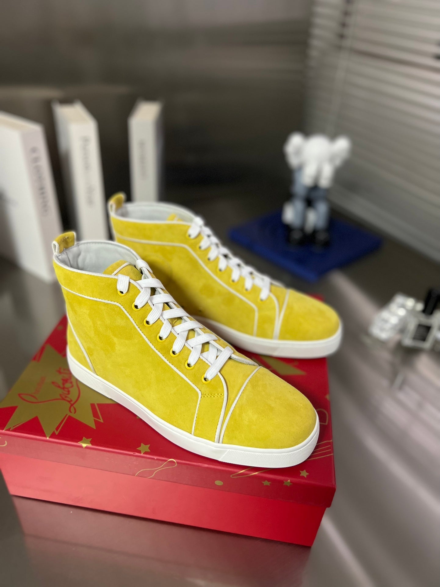 VARSILOUIS HIGH-TOP FLAT SNEAKERS IN YELLOW SUEDE