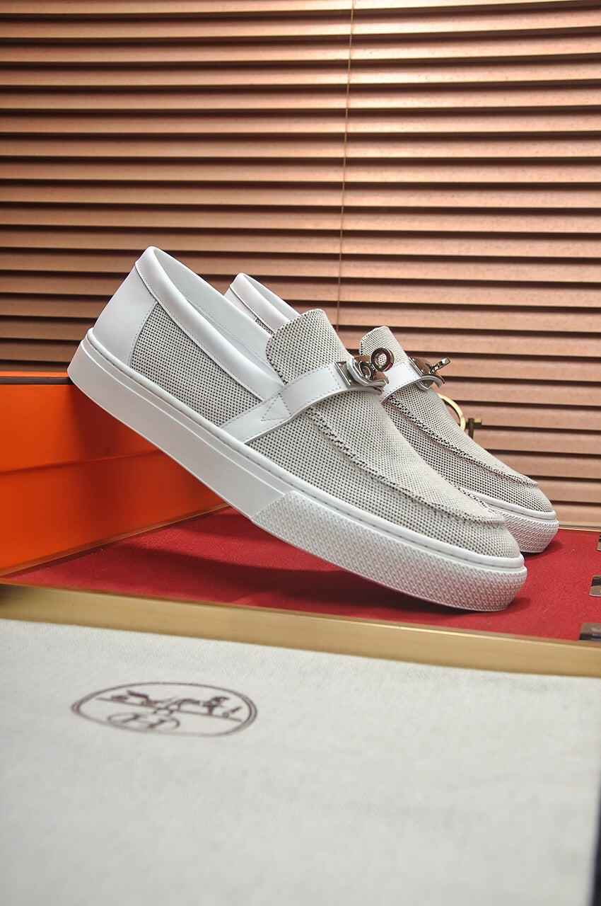 HM GAME SLIP-ON SNEAKER BLACK PLUM AND WHITE DENIM