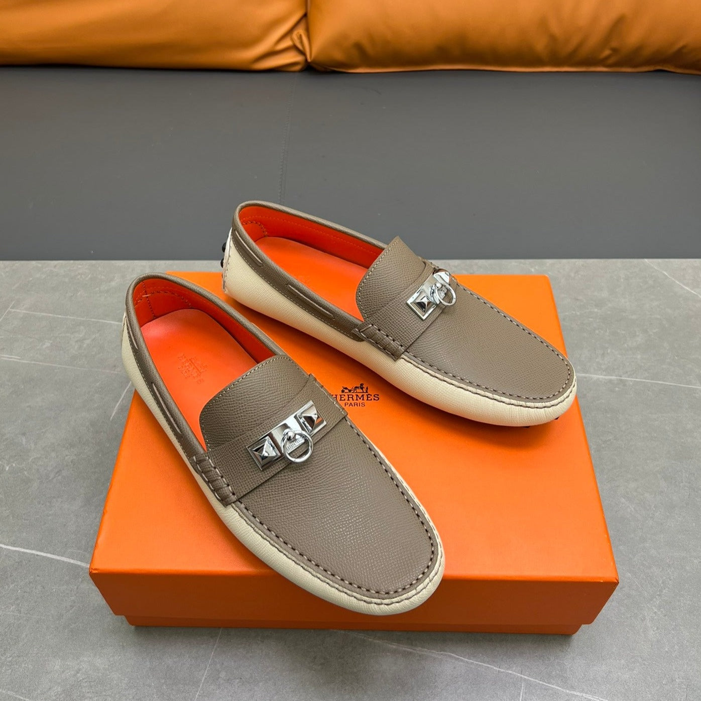 HM IRVING LOAFER ASH CALFSKIN