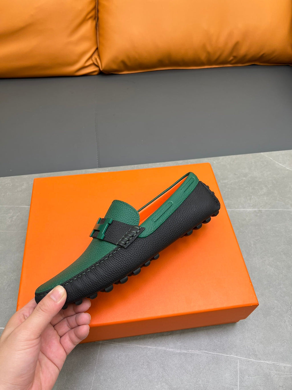 HM H-LOGO LOAFER PINE GREEN AND BLACK CALFSKIN