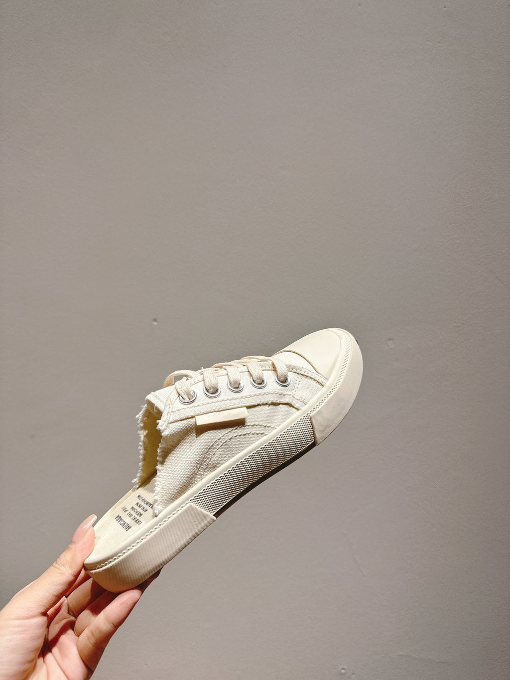 BALENCIAGA 25S SPORT CLOGS IN CREAM WHITE CANVAS