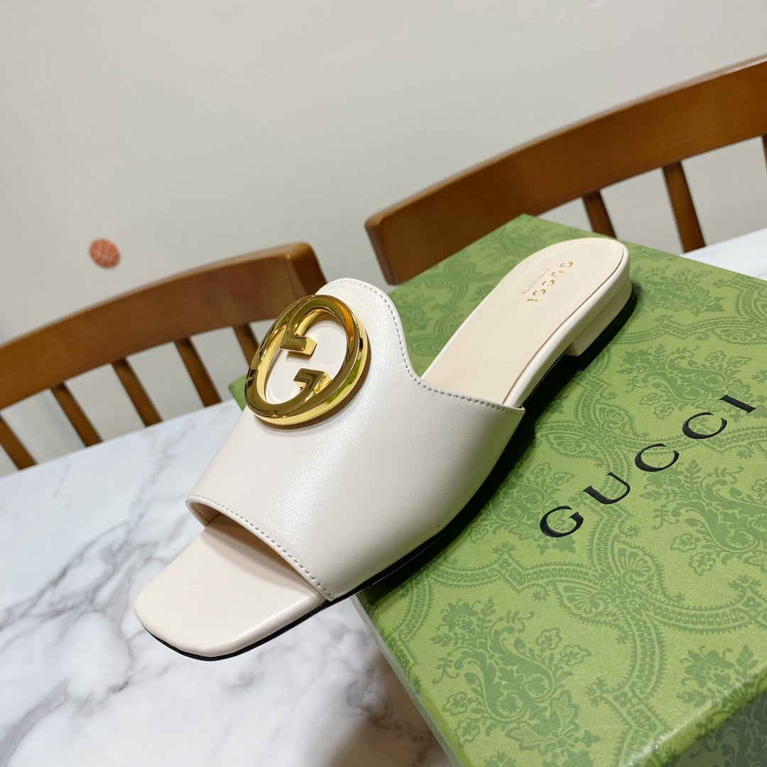 GUCCI 26S BLONDIE SLIPPERS IN CREAM WHITE CALFSKIN