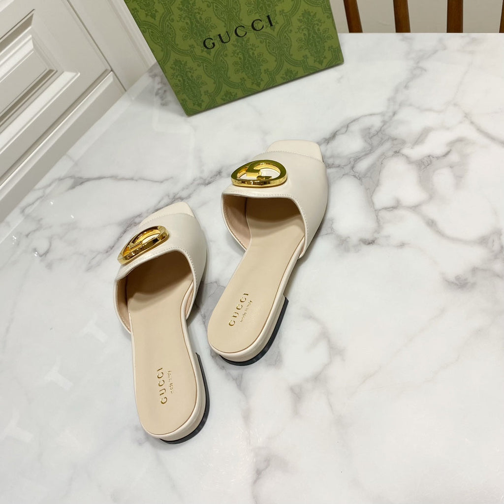 GUCCI 26S BLONDIE SLIPPERS IN CREAM WHITE CALFSKIN