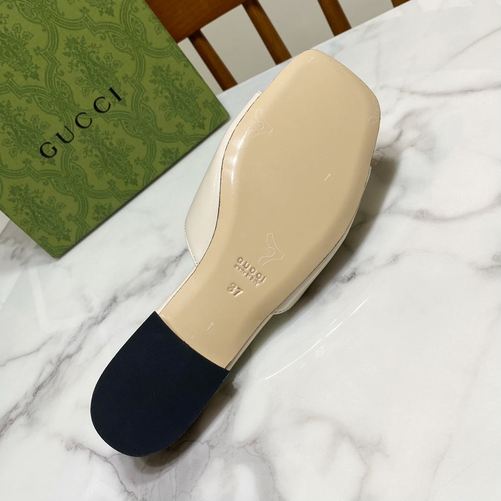 GUCCI 26S BLONDIE SLIPPERS IN CREAM WHITE CALFSKIN