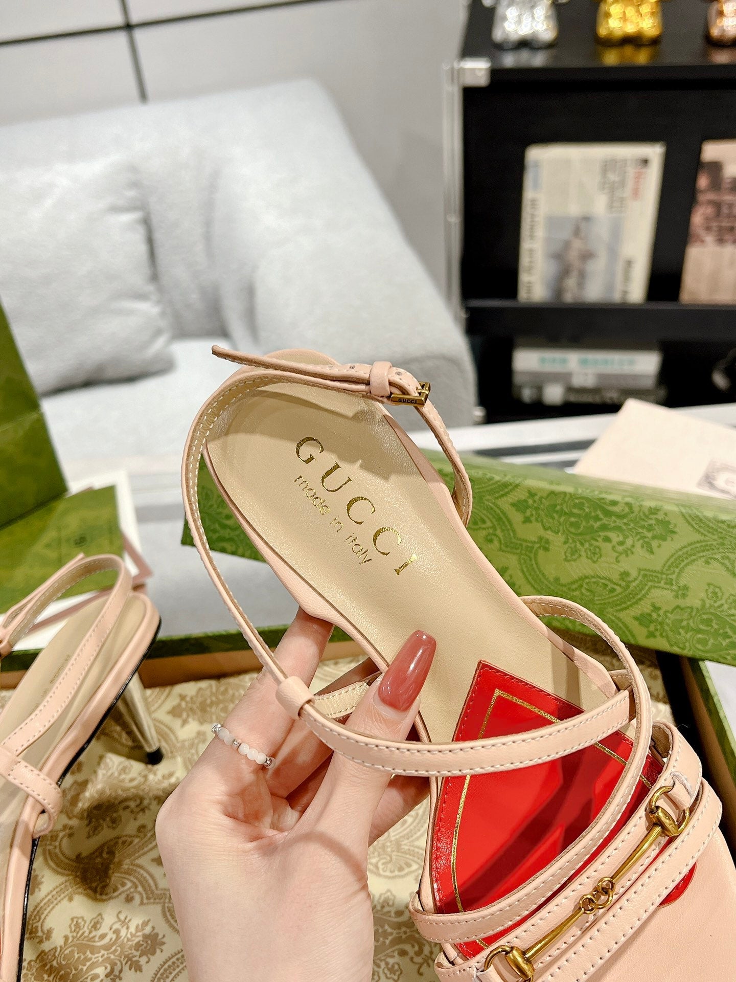 HIGH HEEL 65MM IN TAN BEIGE CALFSKIN WITH RED HEART