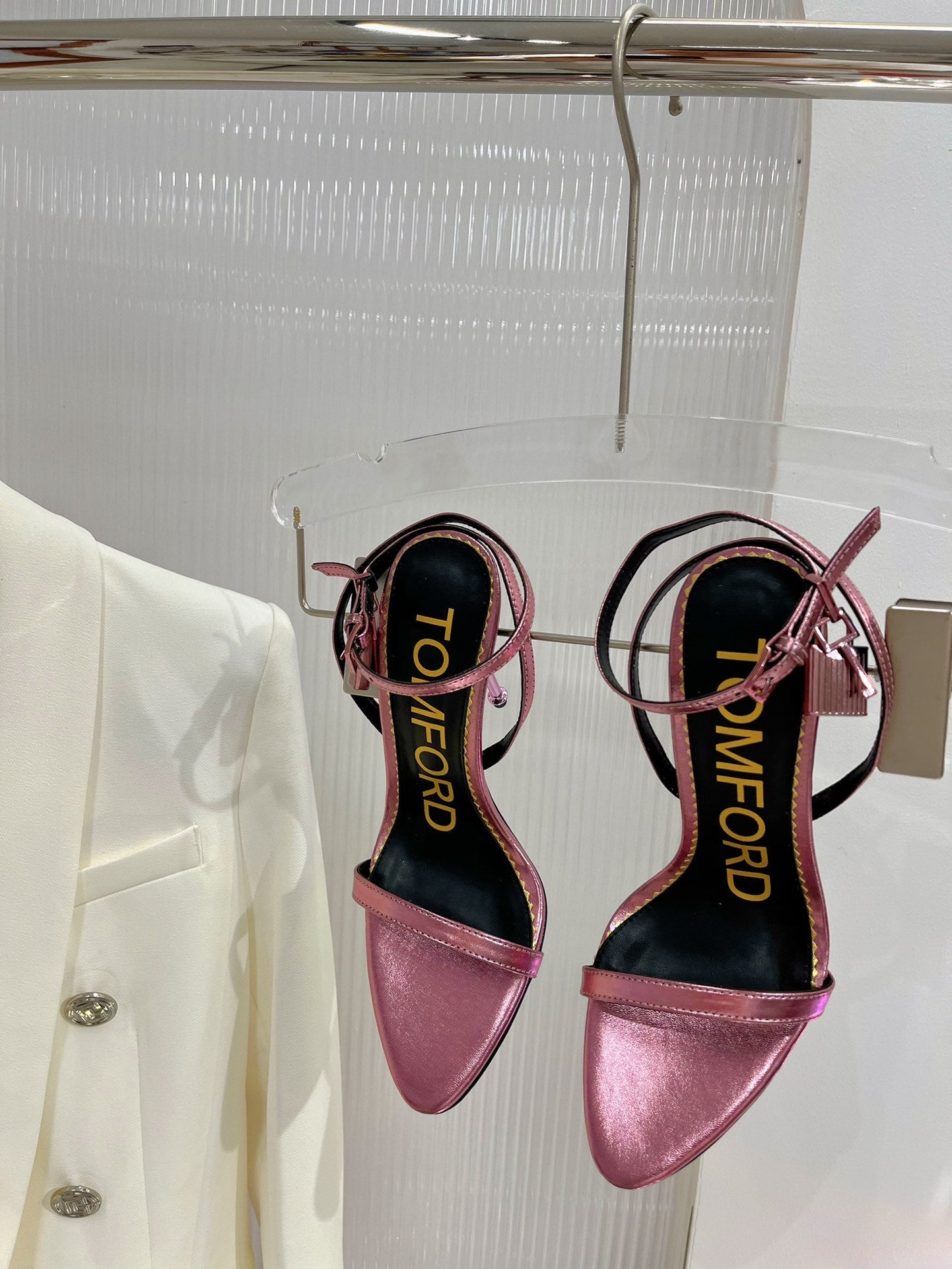 PADLOCK HIGH HEEL 10 CM SANDAL IN CREPE PINK SHEEPSKIN