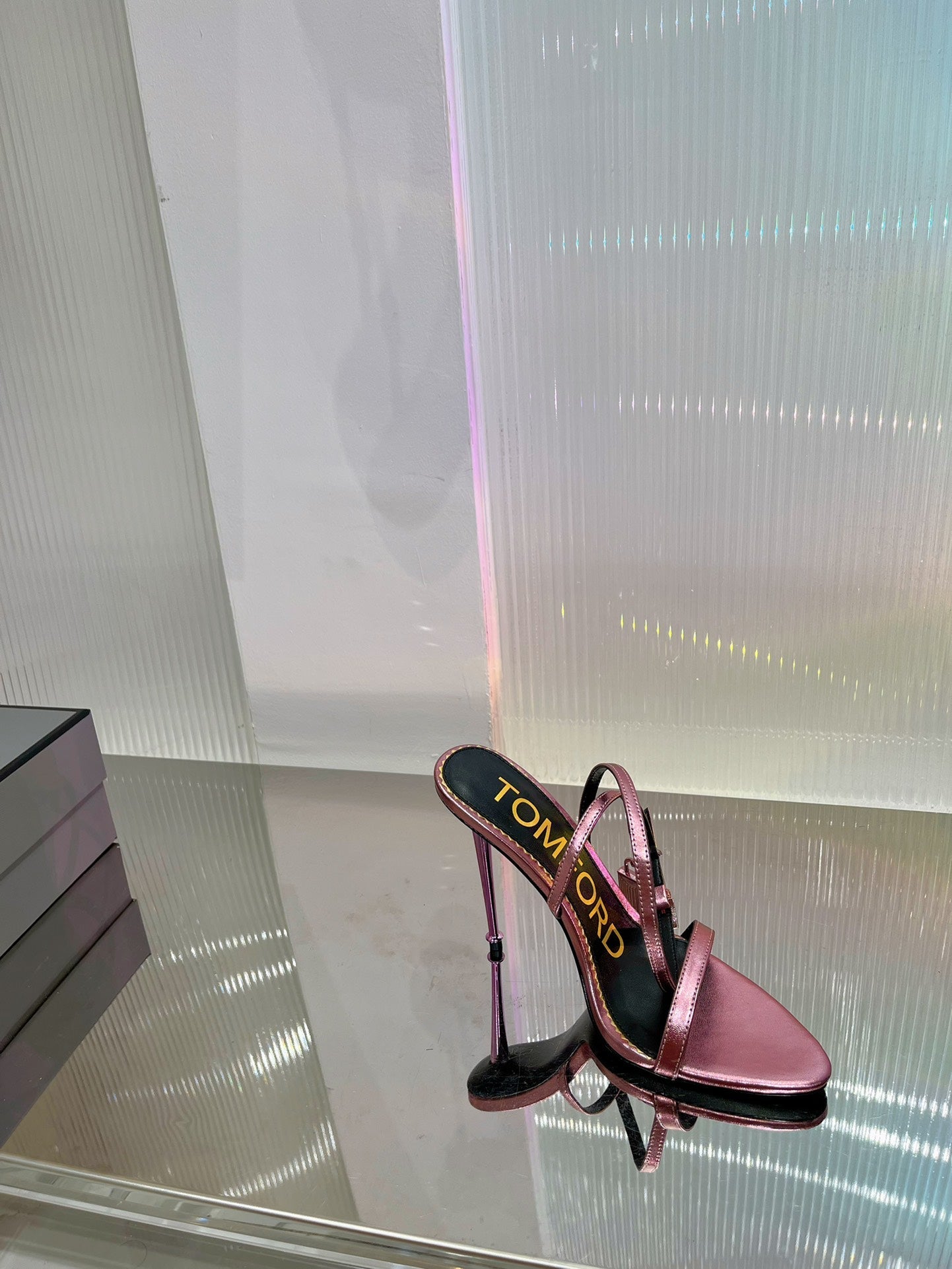 PADLOCK HIGH HEEL 10 CM SANDAL IN CREPE PINK SHEEPSKIN