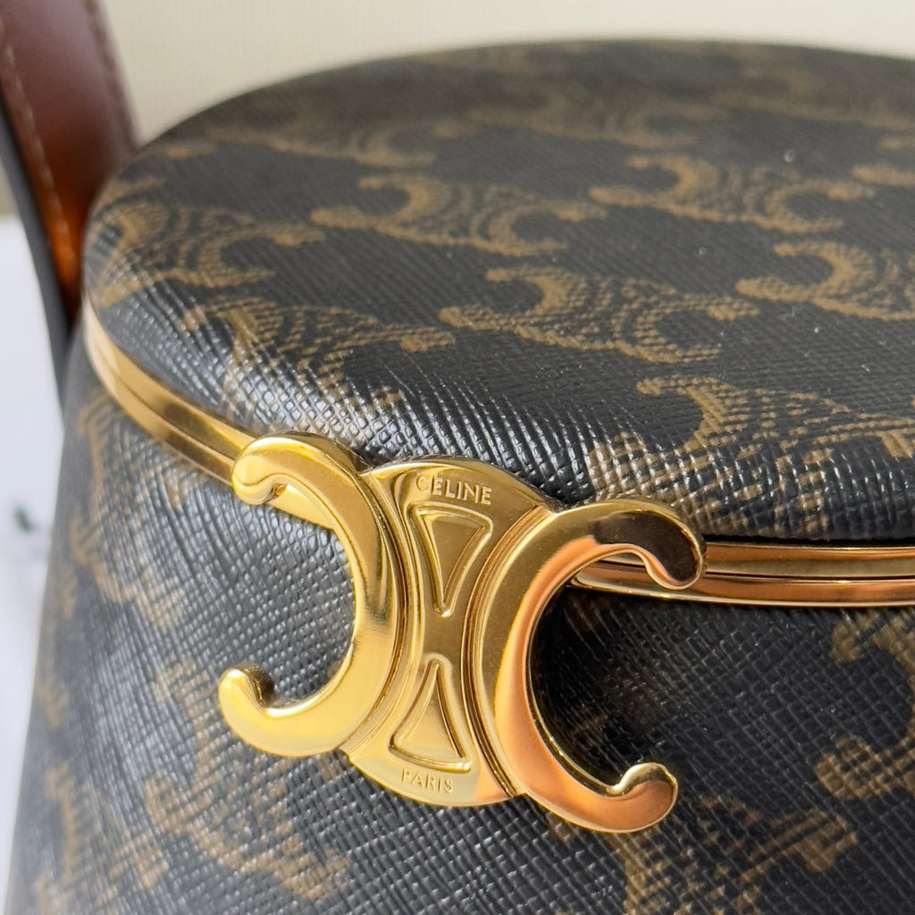 NINA MINAUDIERE 13 IN BLACK TRIOMPHE CANVAS GOLD HARDWARE