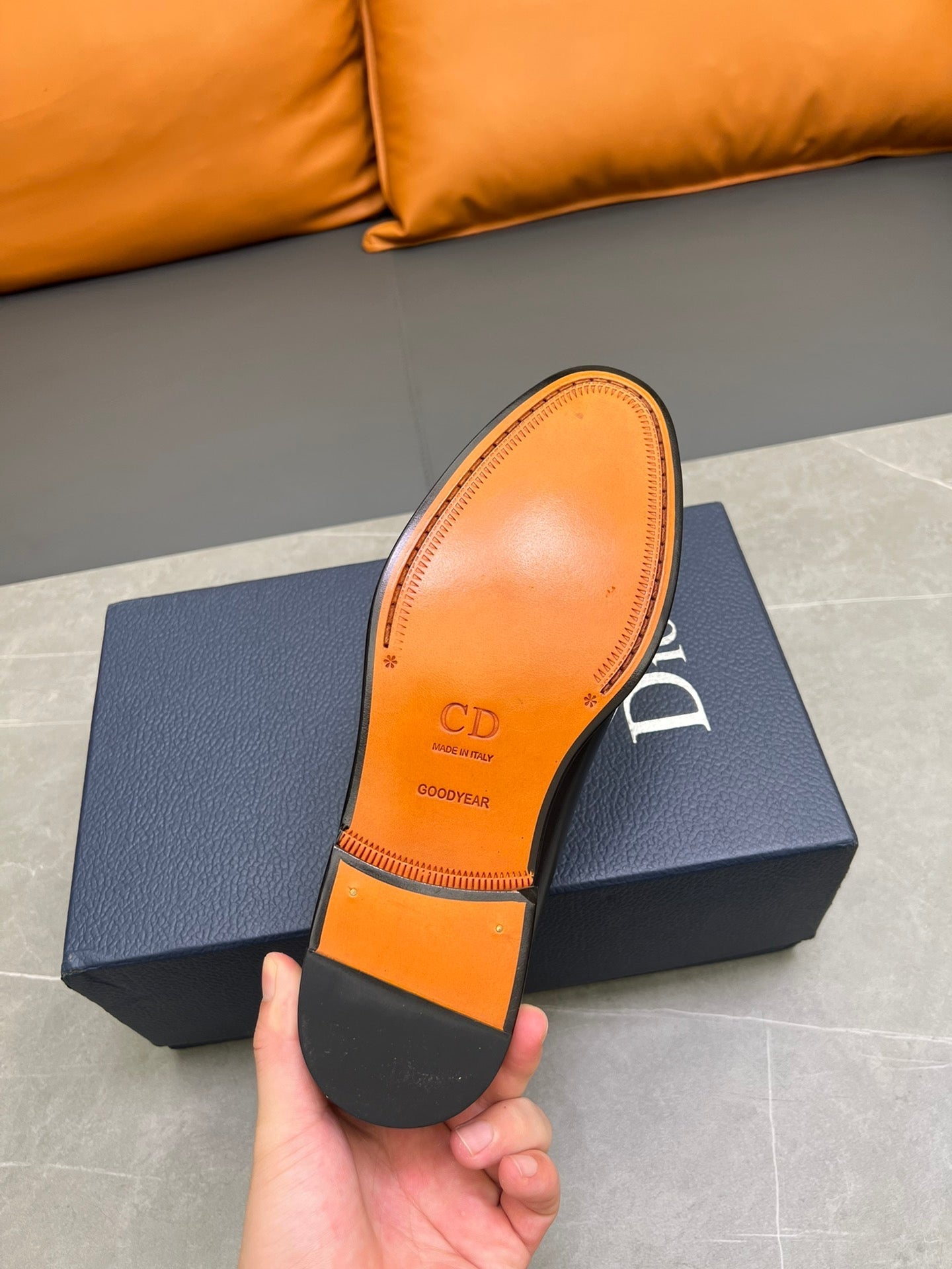 CD SYMBOL GRANVILLE EDGE BEADS LOAFER BLACK SUEDE