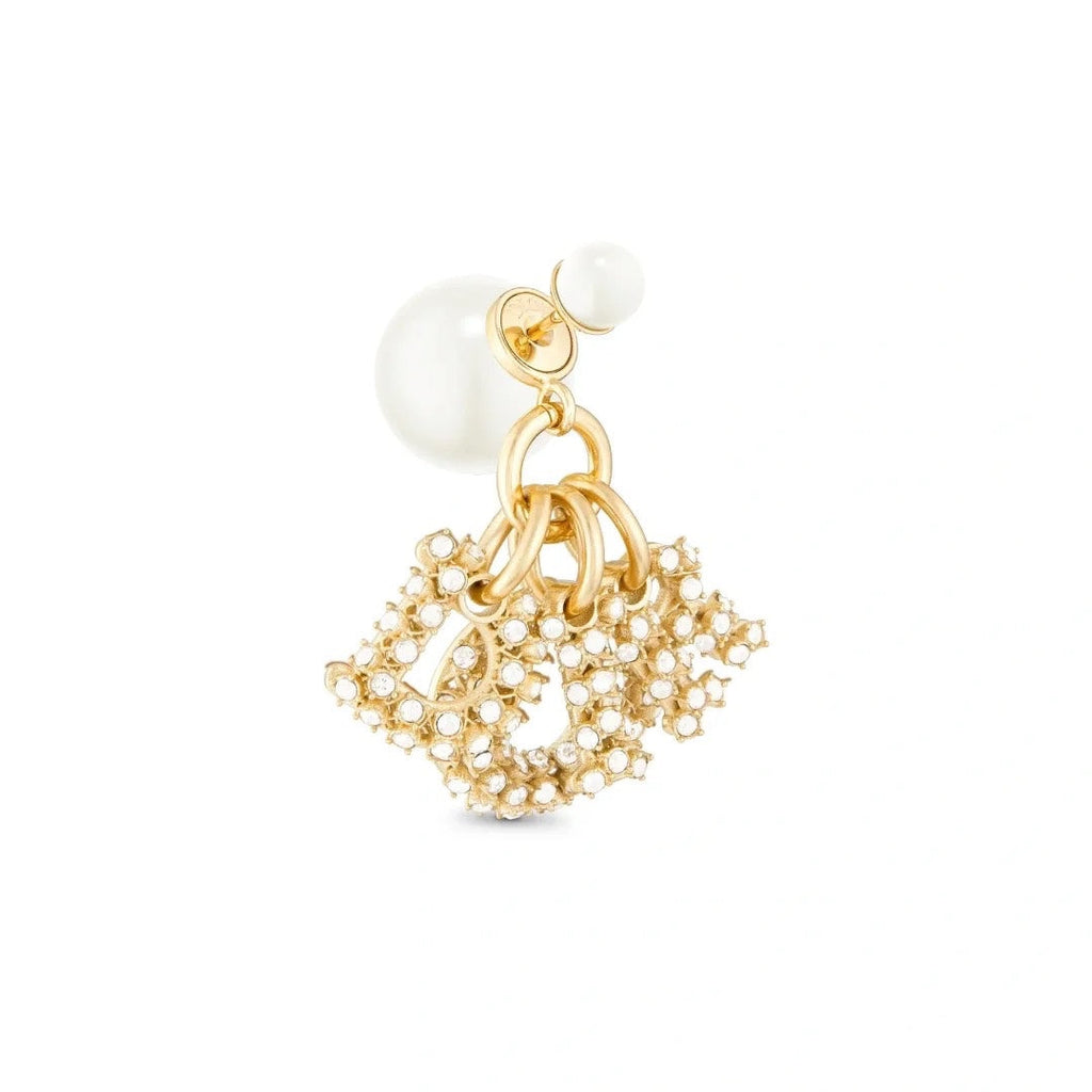CD 26S CRYSTAL CD CHARM PEARL DROP EARRINGS IN GOLD METAL 633101