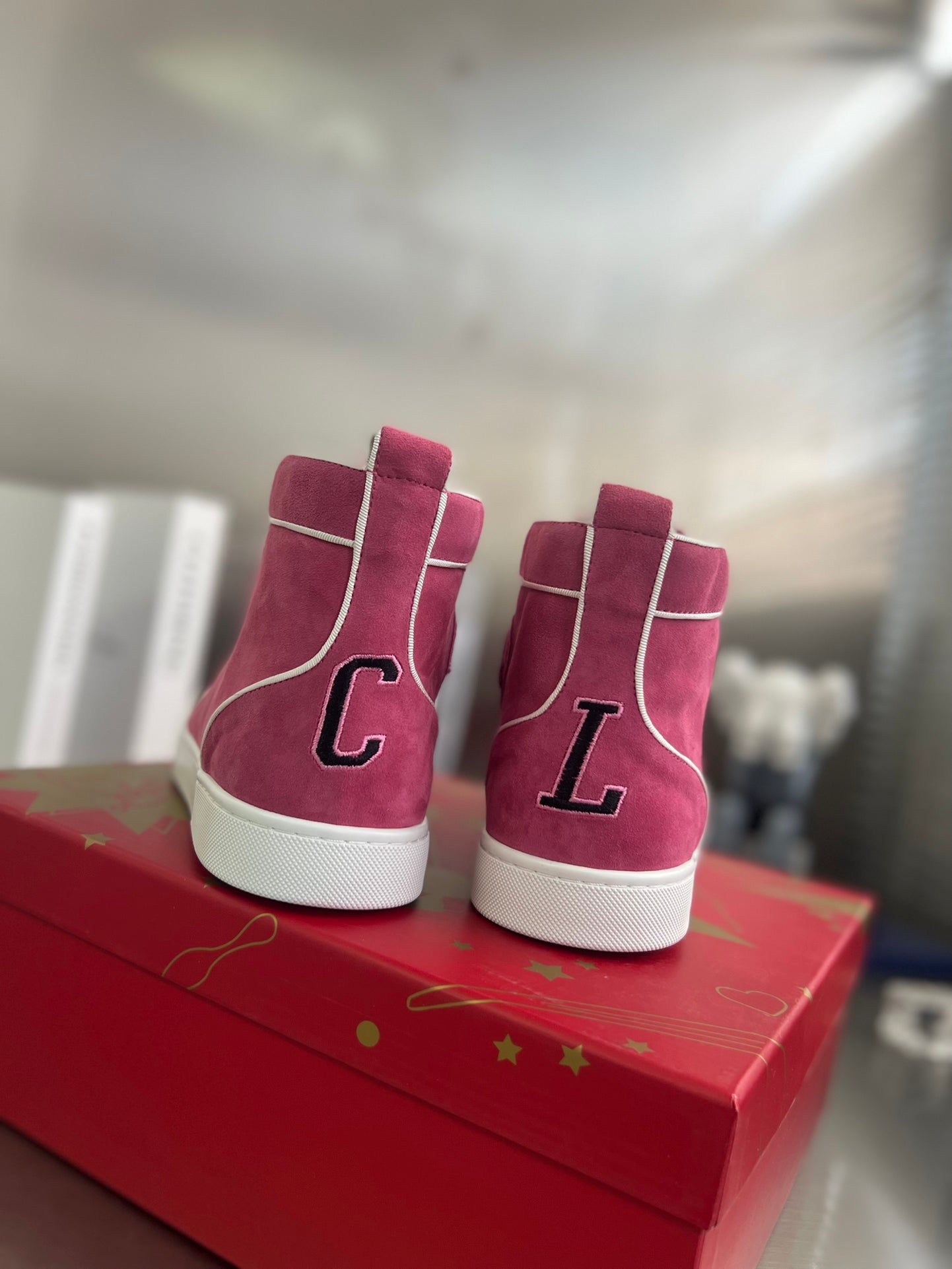 VARSILOUIS HIGH-TOP FLAT SNEAKERS IN ROSE PINK SUEDE