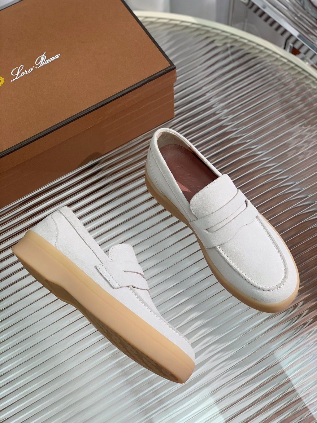 LP RETRO SUMMER  WALK LOAFERS WHITE SUEDE