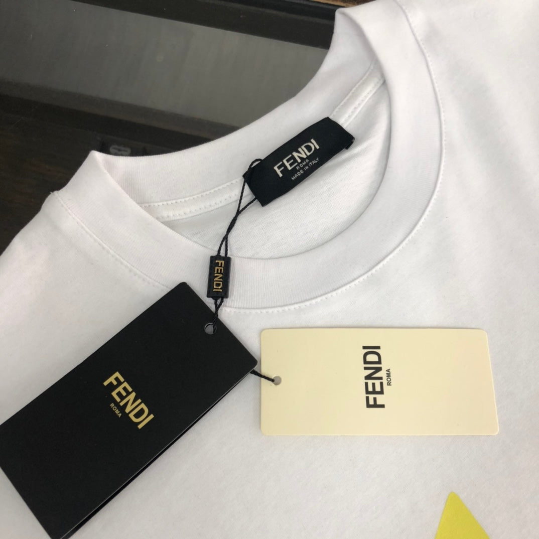 FENDI 26S SHORT SLEEVE T-SHIRT 111