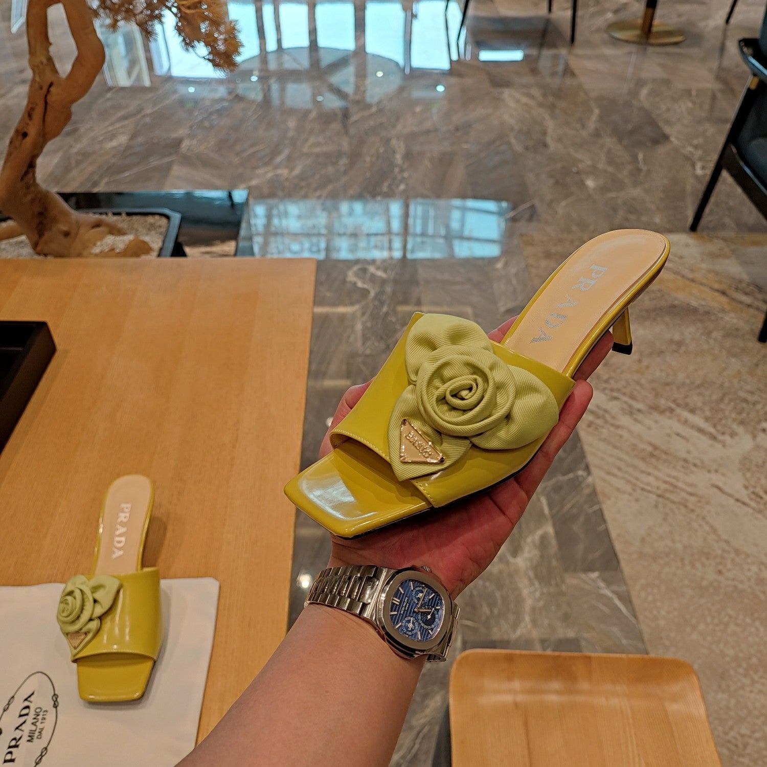 PRADA 26S OPEN TOE MULES 45MM IN LIME YELLOW PATENT CALFSKIN WITH ROSETTE
