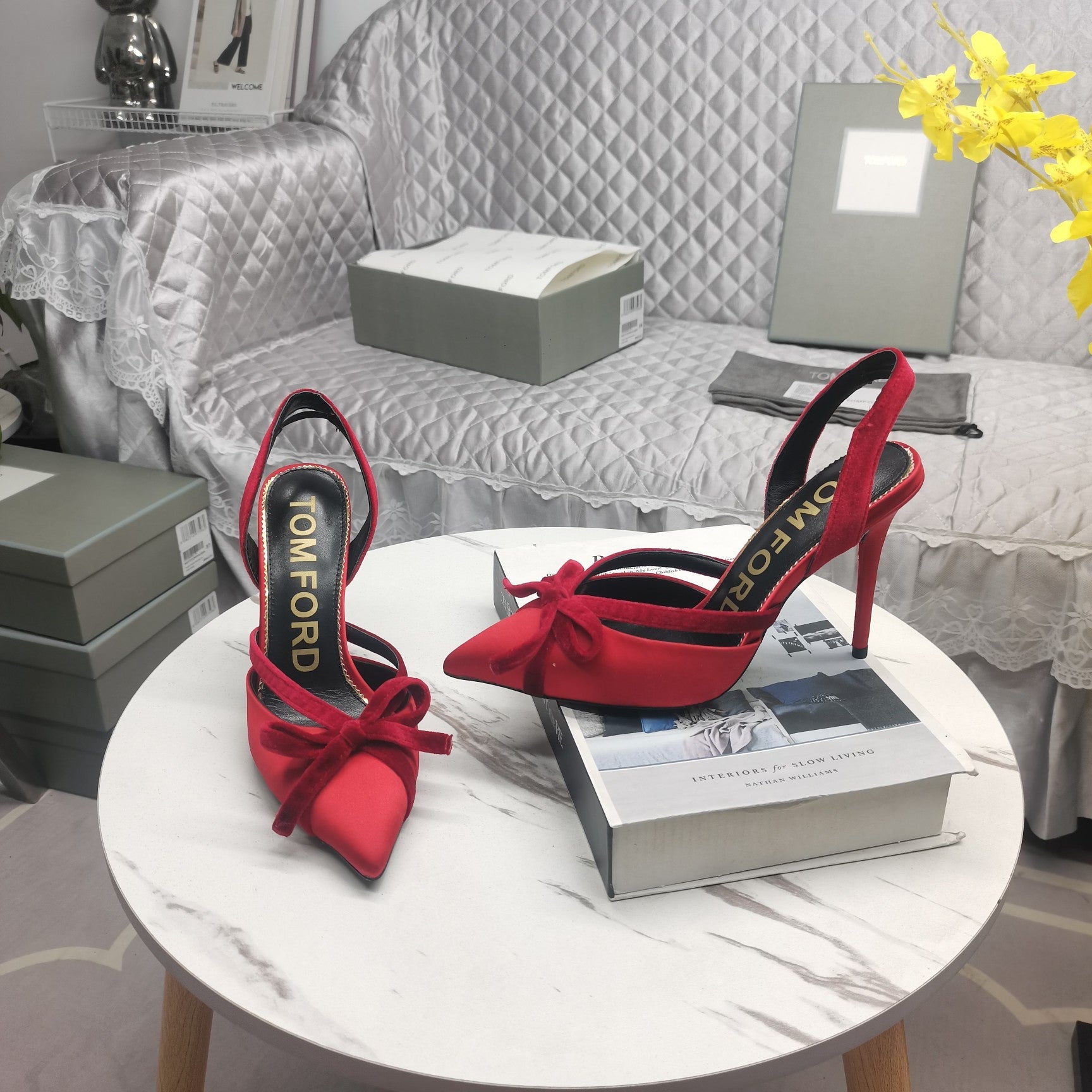 SLINGBACK PUMPS 10 CM IN CHERRY RED SILK AND SUEDE