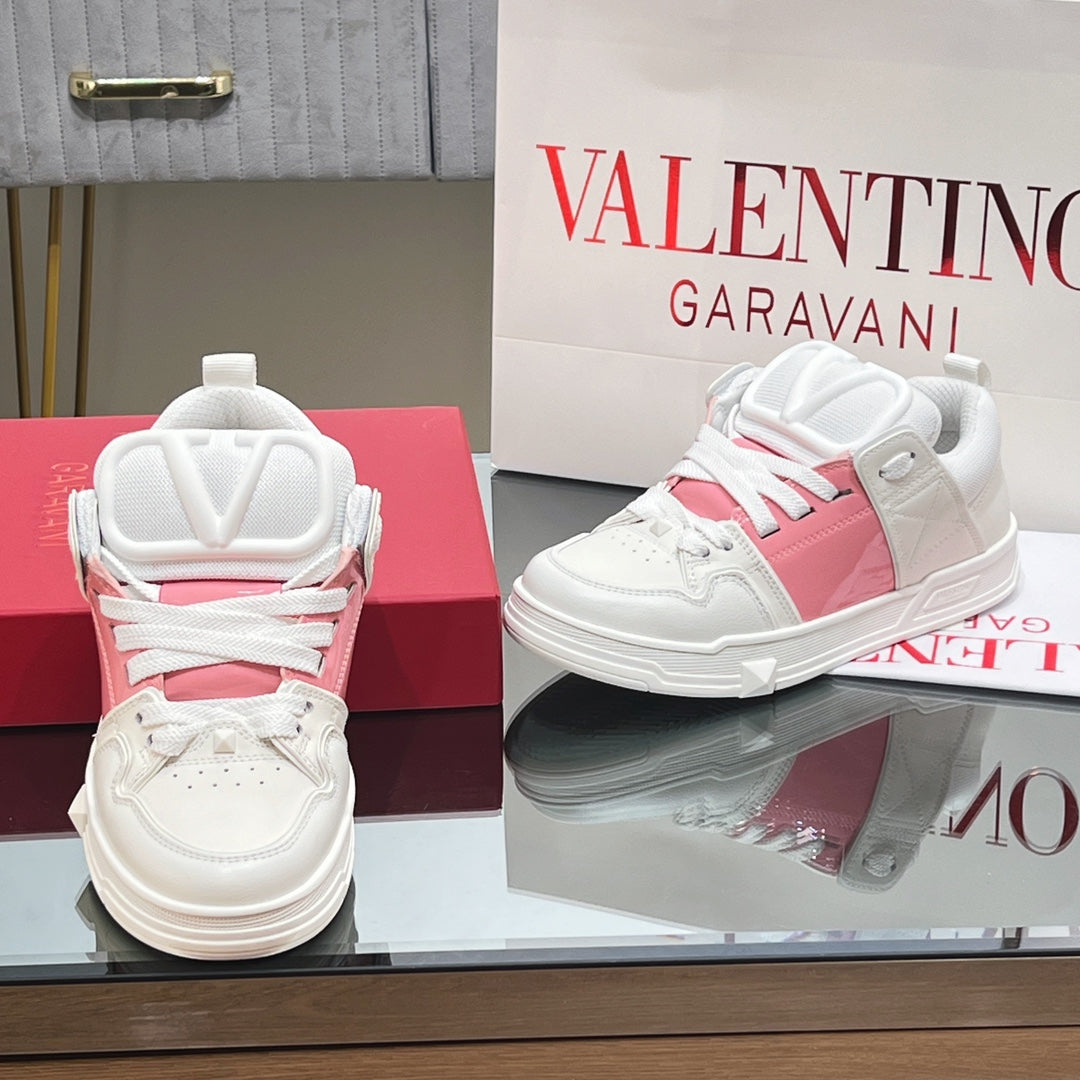 VALENTINO 25S GARAVANI OPEN SKATE SNEAKERS IN PEACH PINK LAMBSKIN STYLE 11