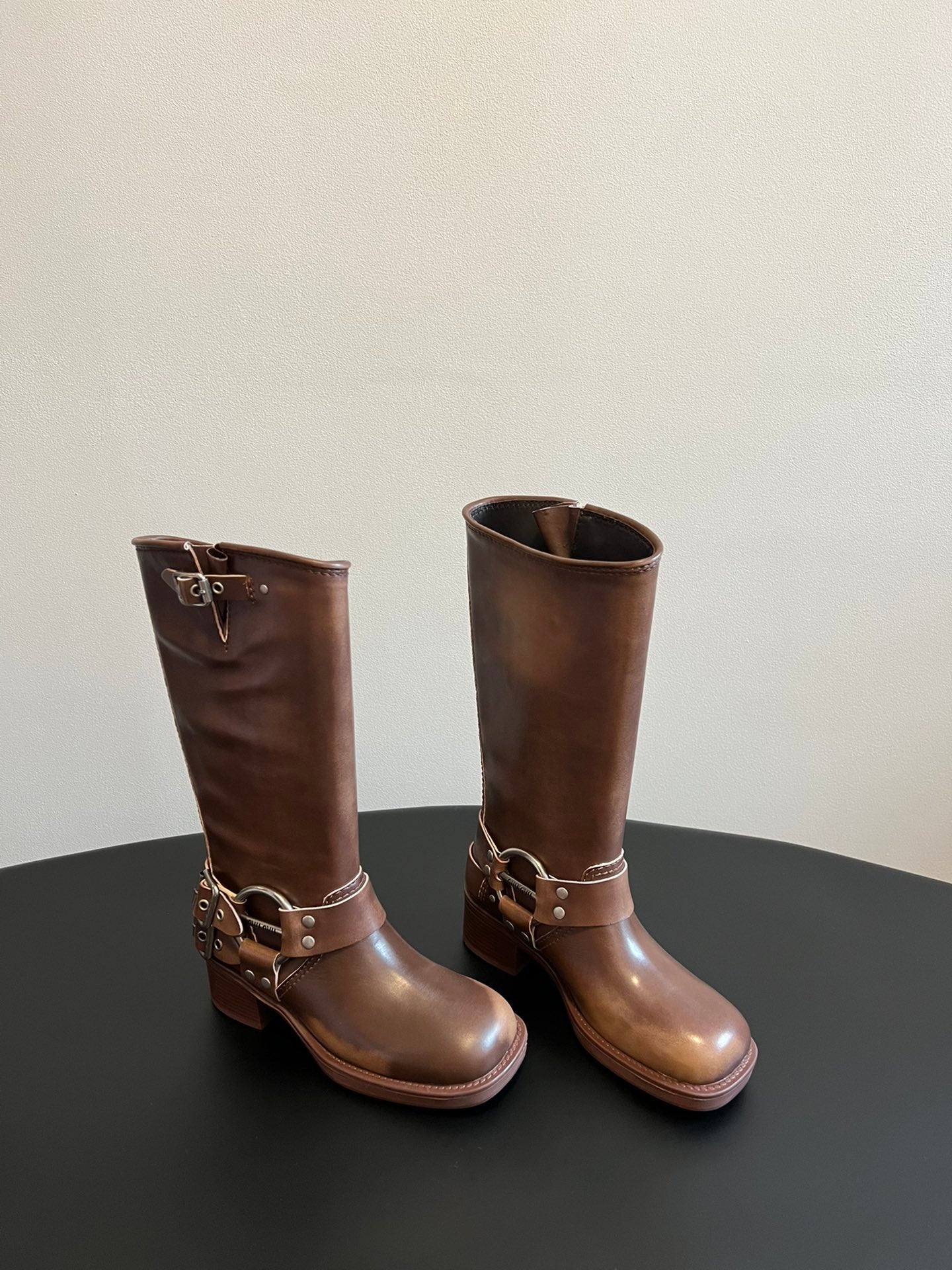 MIUMIU 26S KNEE-HIGH BOOTS IN BROWN CALFSKIN SILVER HARDWARE