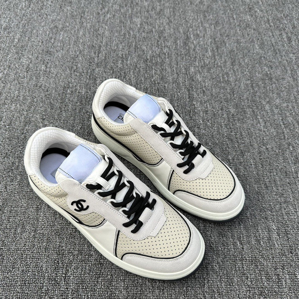 CC LOW-TOP SNEAKERS