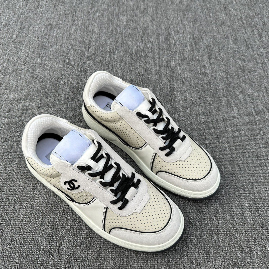 CC LOW-TOP SNEAKERS