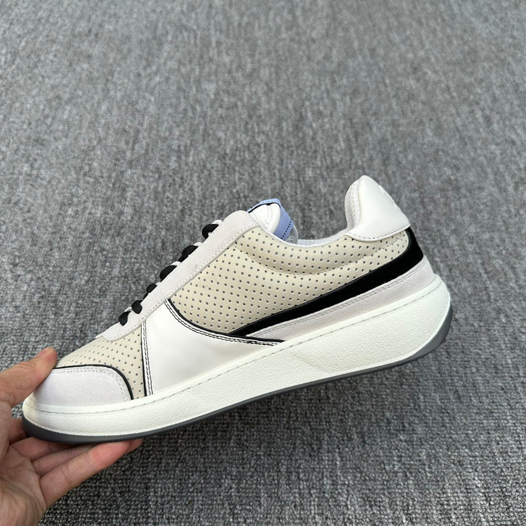 CC LOW-TOP SNEAKERS