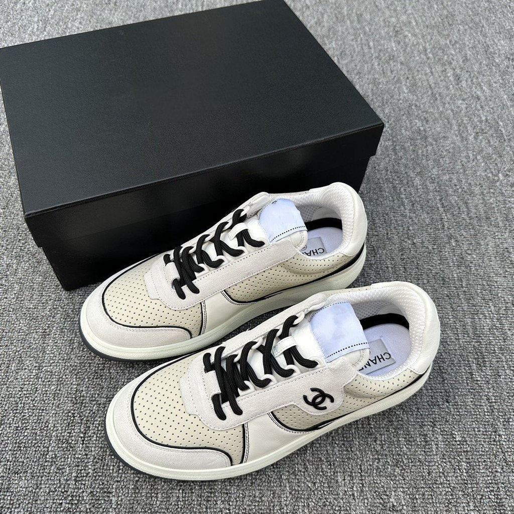 CC LOW-TOP SNEAKERS