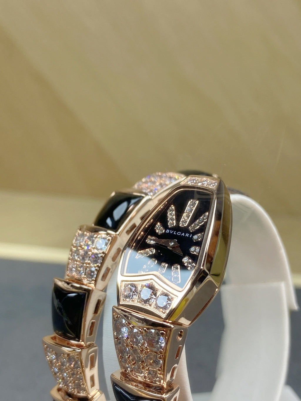 SERPENTI JEWELRY ROSE GOLD WITH DIAMOND CASE BLACK DIAL
