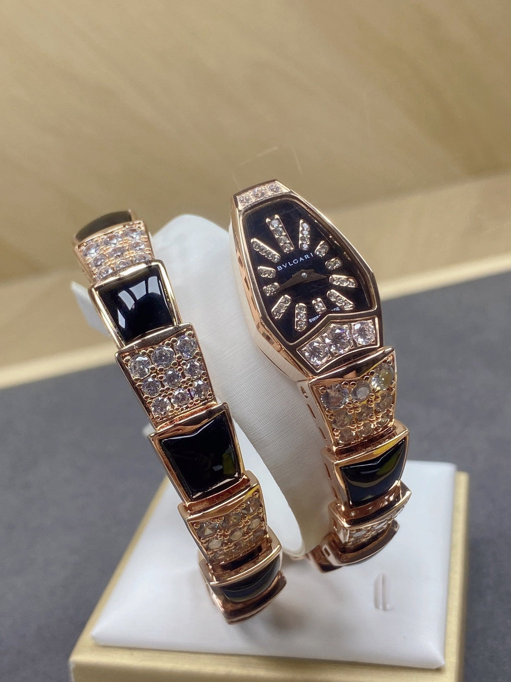SERPENTI JEWELRY ROSE GOLD WITH DIAMOND CASE BLACK DIAL