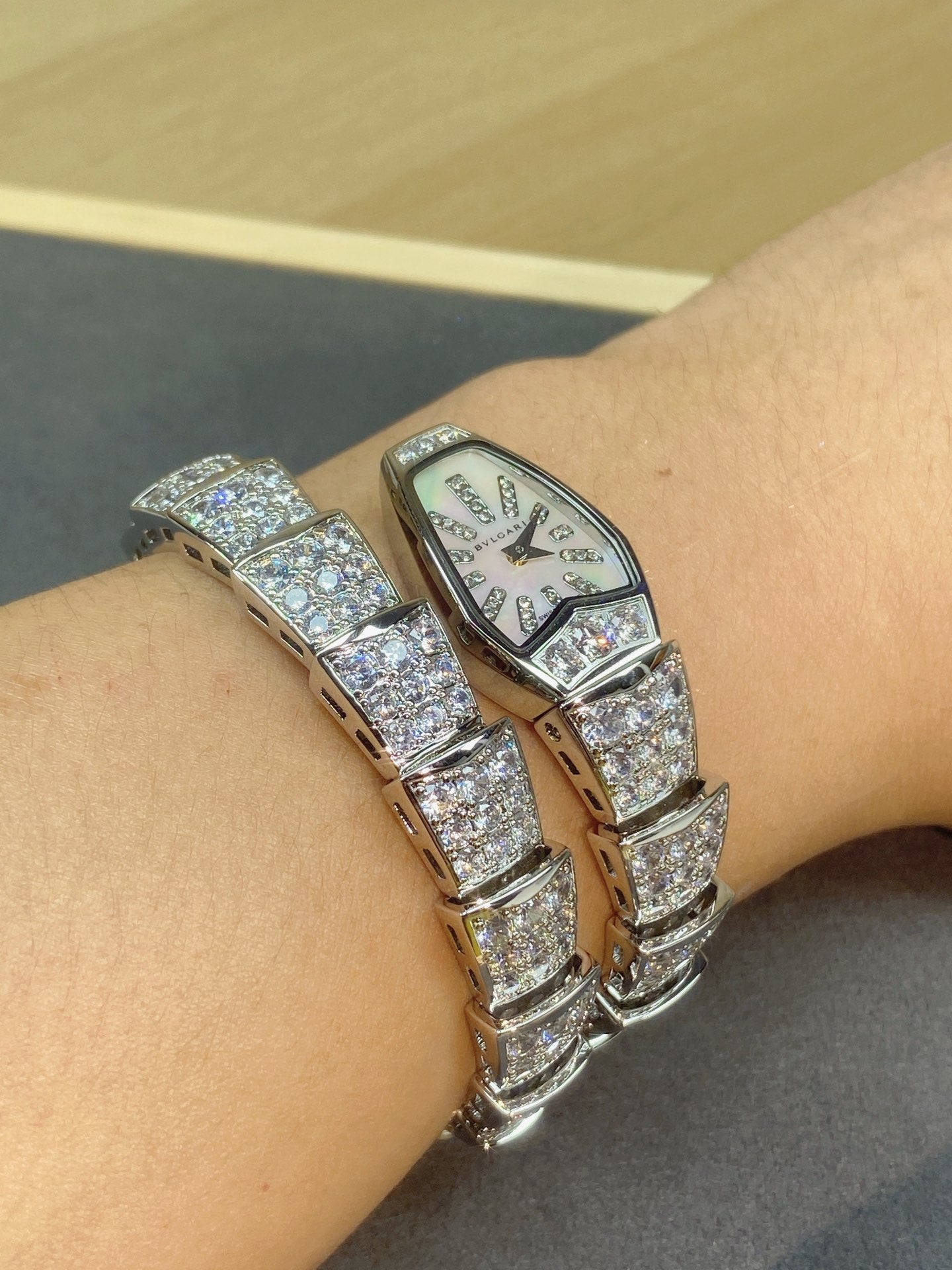 SERPENTI JEWELRY ALL WHITE GOLD WITH DIAMOND WHITE DIAL