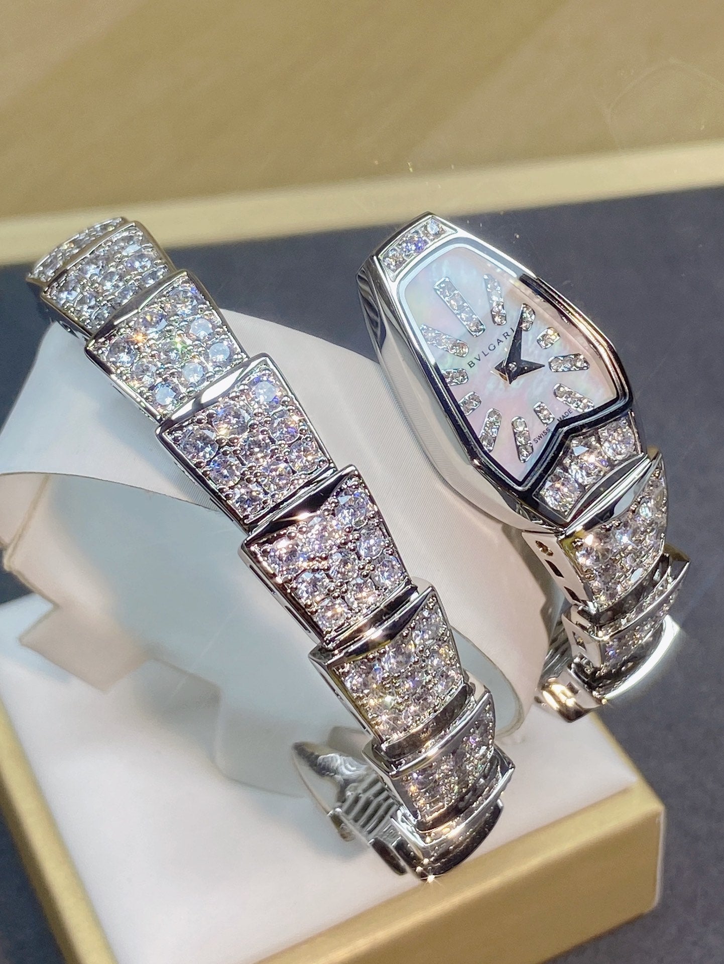 SERPENTI JEWELRY ALL WHITE GOLD WITH DIAMOND WHITE DIAL